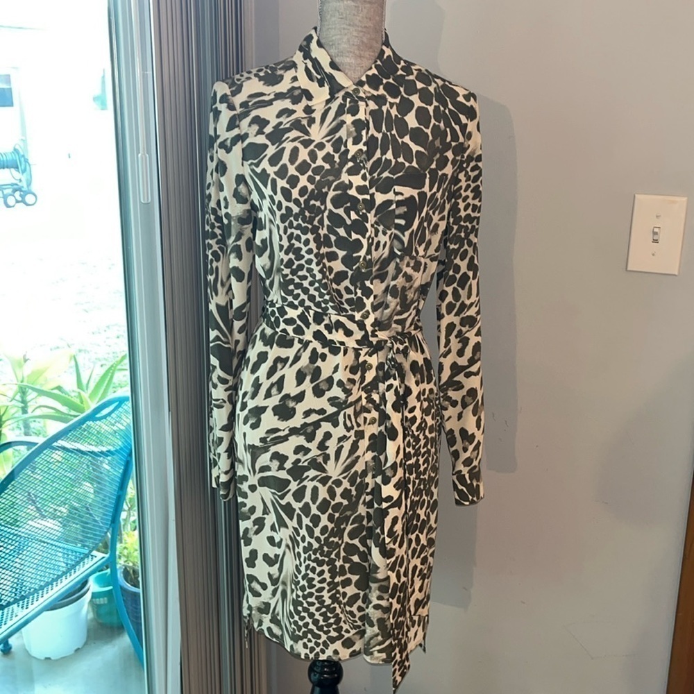 Diane von Furstenberg Silk Floral Animal Print Long Sleeve Shirtdress Collared 6